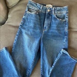 lift and shape mom jeans new look